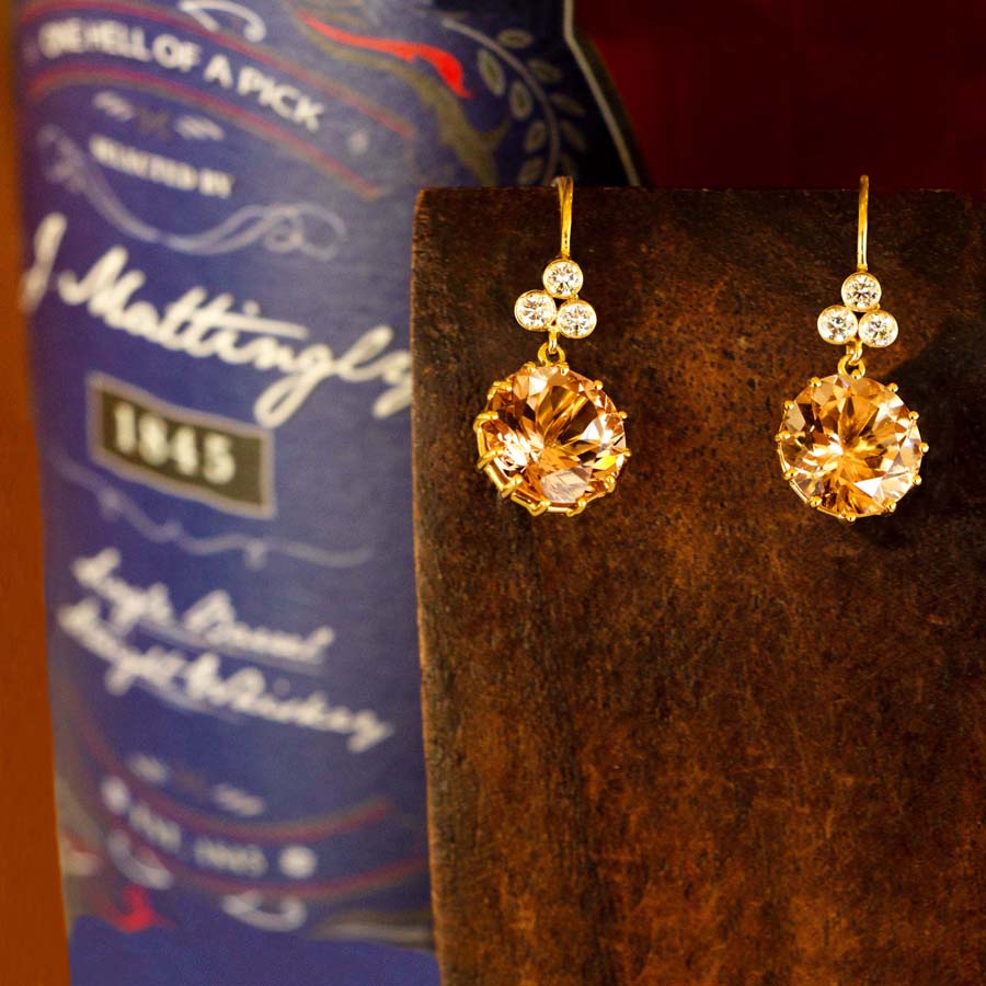 Whiskey Beryl earrings with bottle