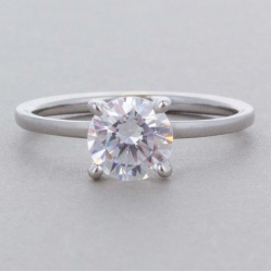 r472-brushed-wg_-_straight_on