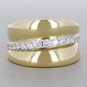 lr2735_-_straight_on